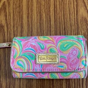 NEW Pink Lilly Wristlet